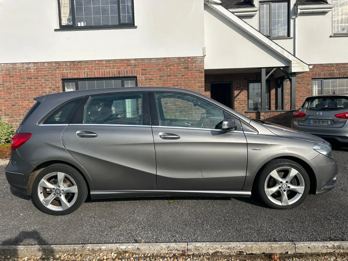 Mercedes-Benz B180 Sport - Image 2