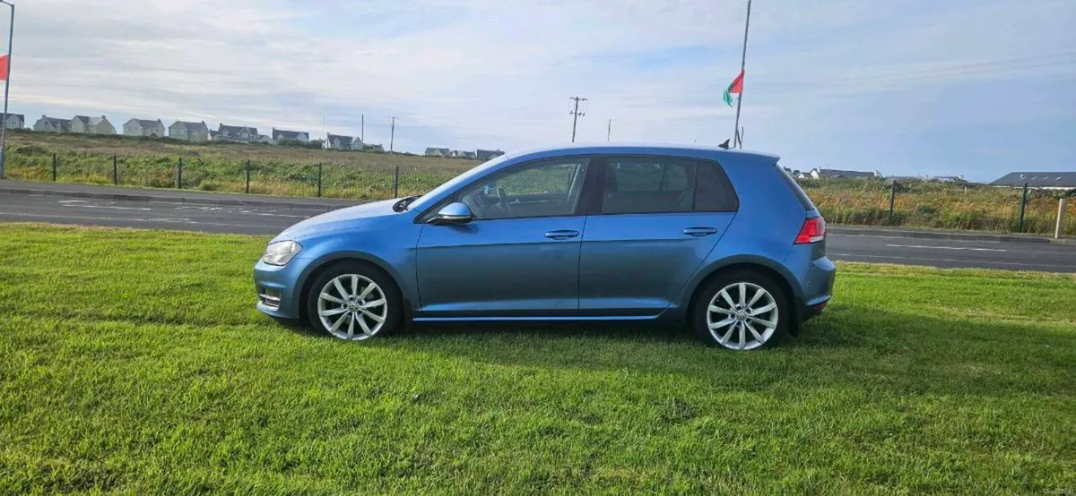 2015 Volkswagen Golf Highline *** New Nct 11/27*** - Image 5