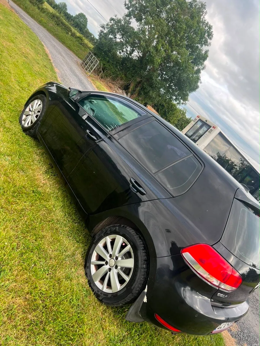 VW GOLF - Image 6