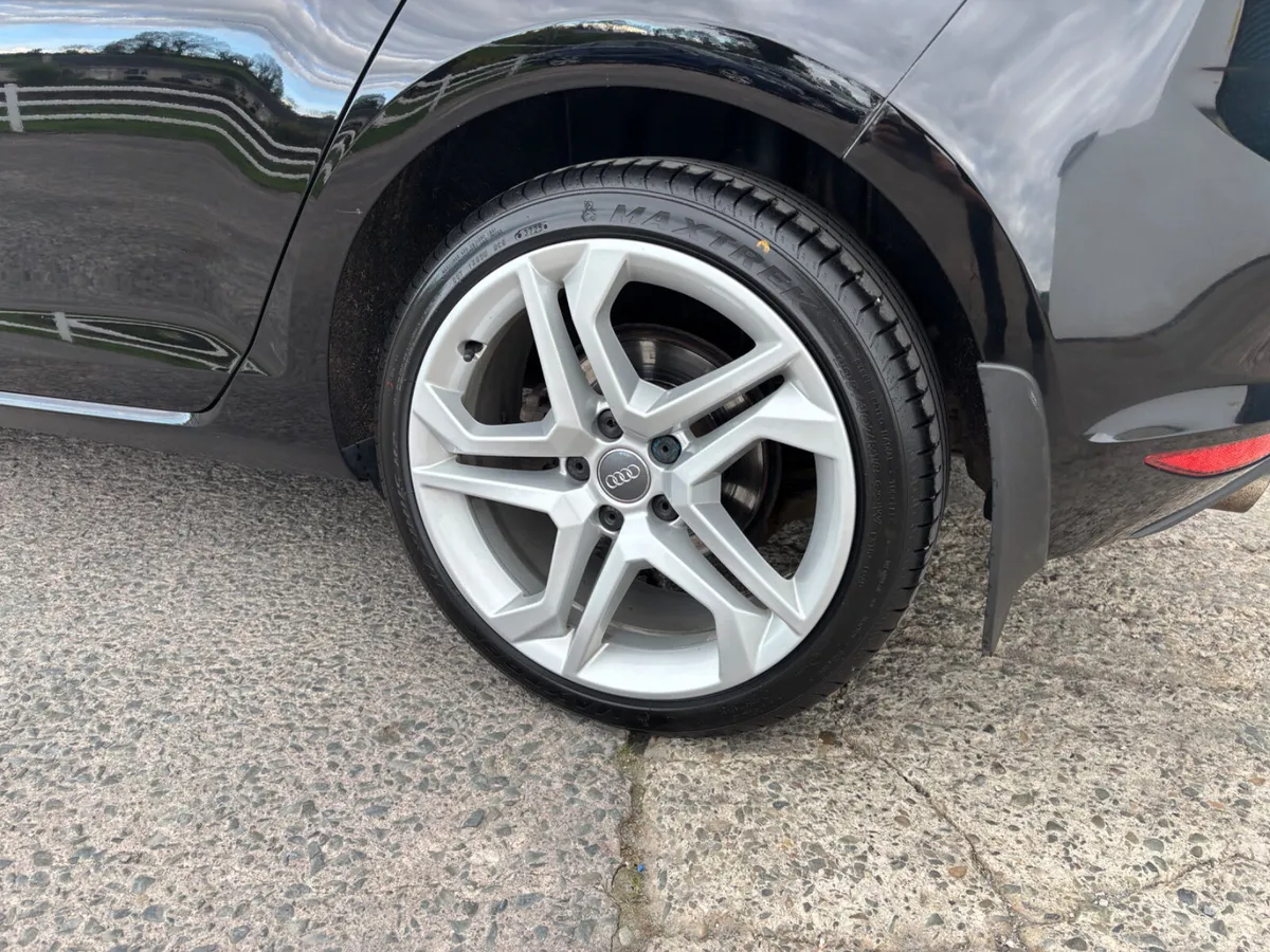 Volkswagen Golf 2014 - Image 3