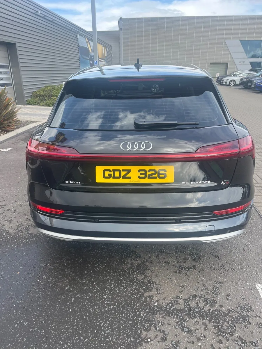 Audi e-tron 2021 - Image 6