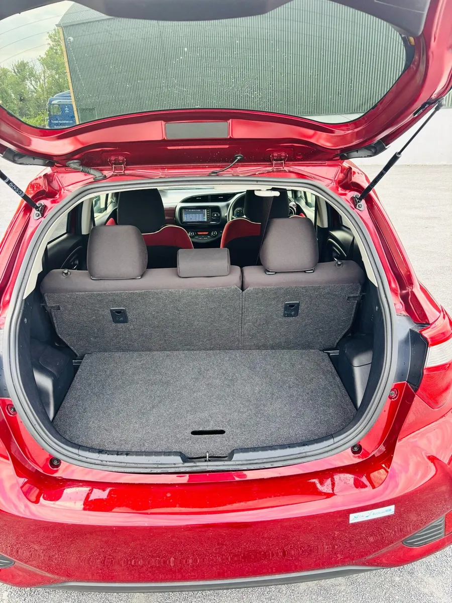 Toyota Vitz 2017 Hybrid - Image 5
