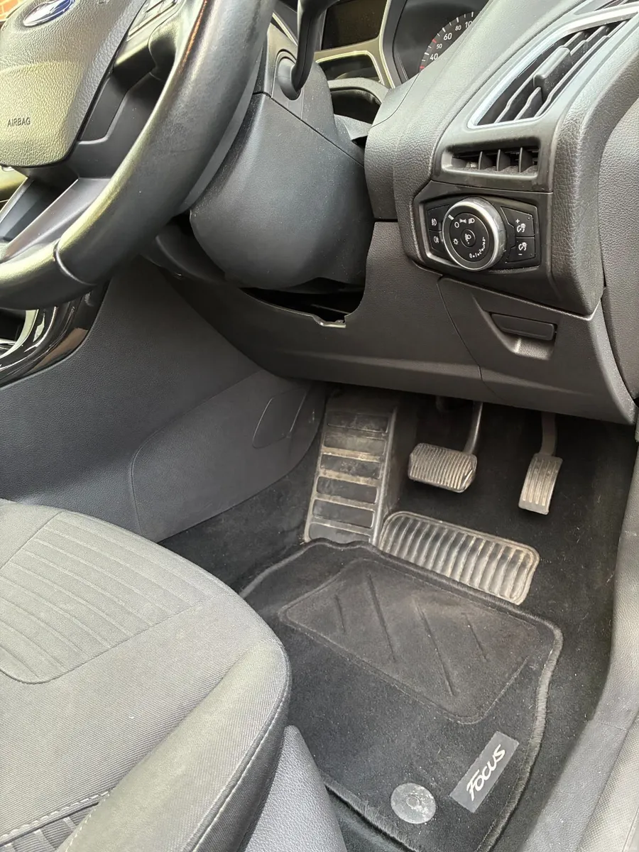 Ford Focus 2017 - Image 6