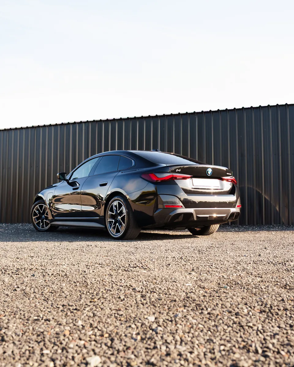 BMW I4 35 M Sport 17K Km - Image 1