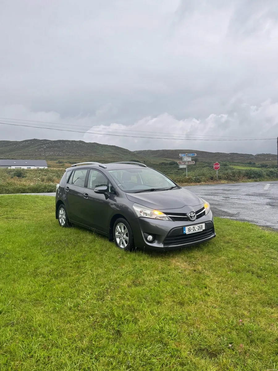 Toyota Verso - Image 1