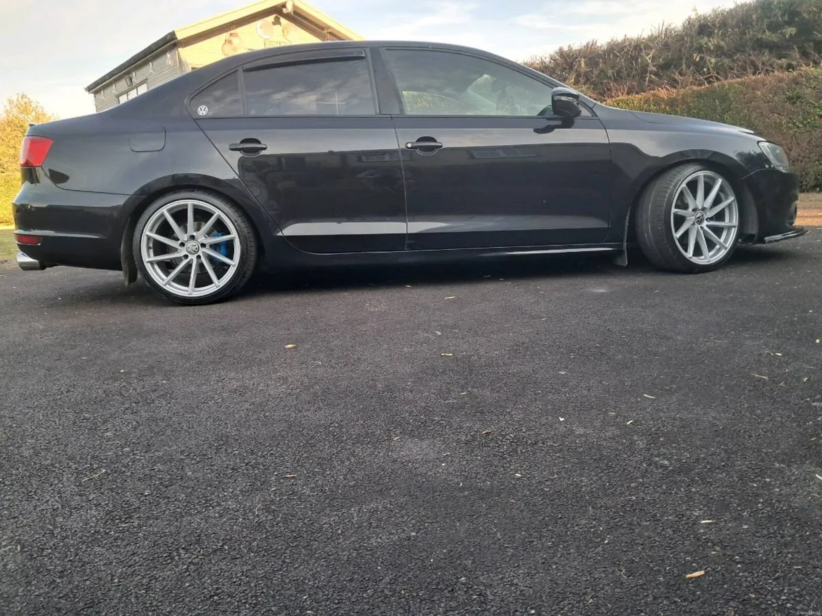 2013 volkswagen jetta 1.6 diesel - Image 1