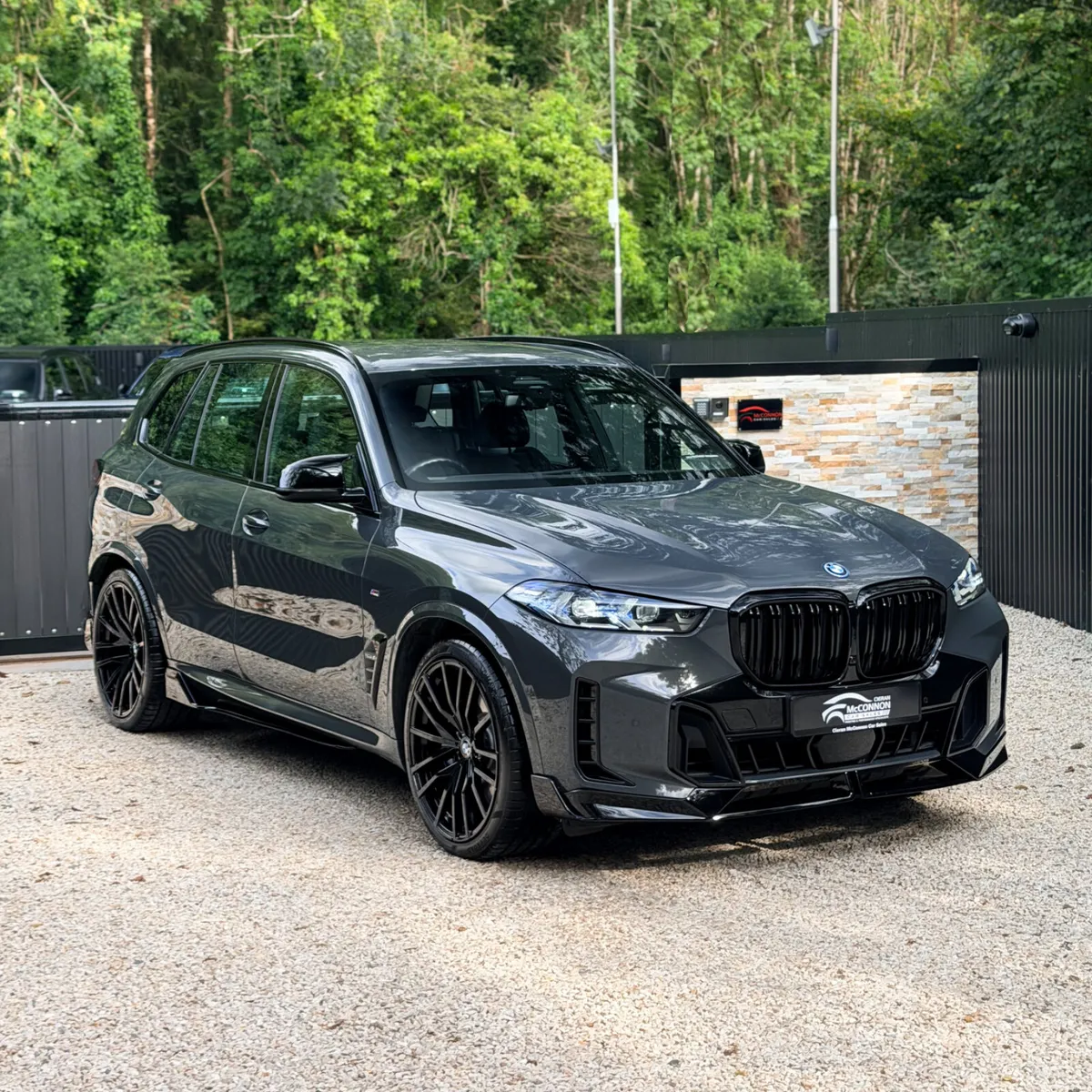 2023 (232) BMW X5 50E M-SPORT LCI 490BHP - Image 1