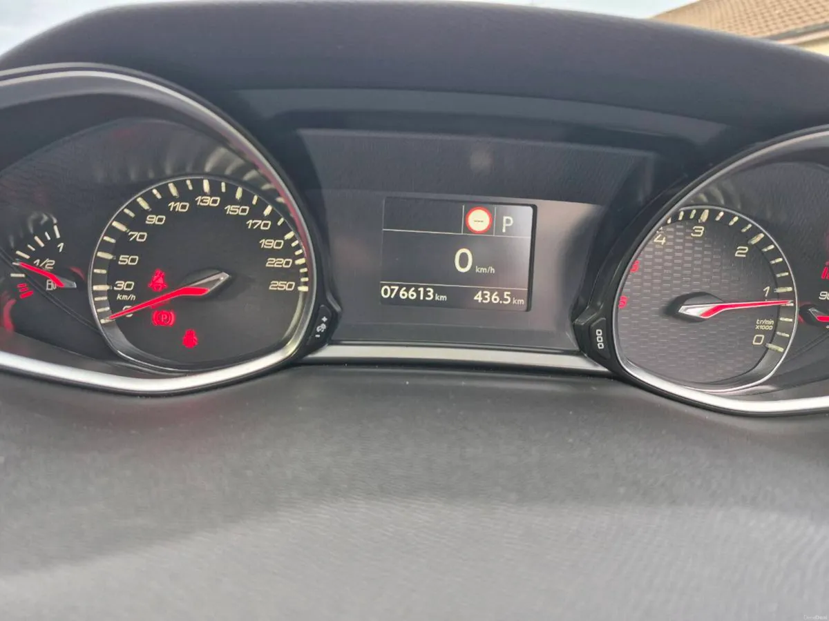 2018 Peugeot 308 GT 180BHP - Image 6