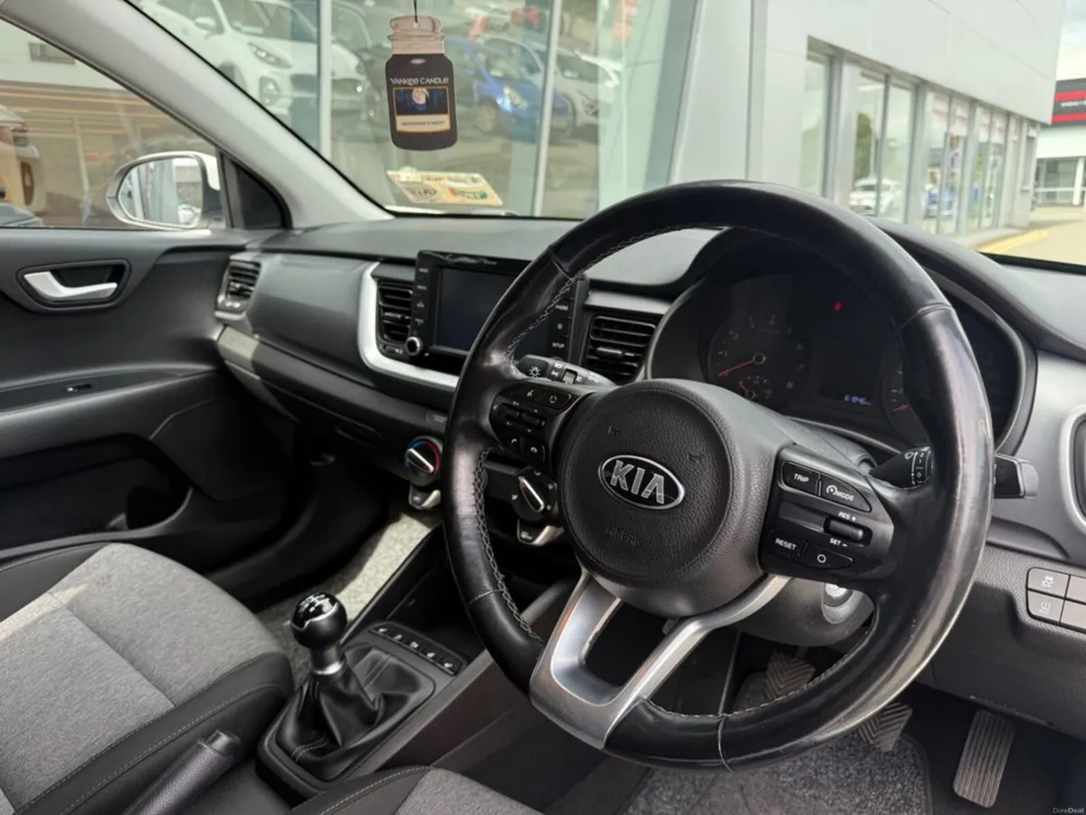 Kia Stonic 1.2 K1 Petrol SAM 5DR - Image 2