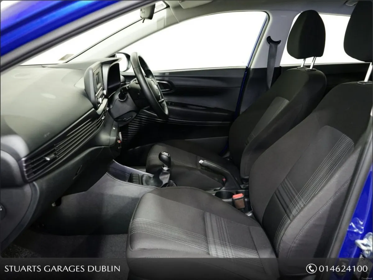 Hyundai i20 Classic 5DR - Image 3