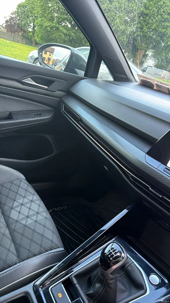 Volkswagen Golf 2023 R line - Image 5