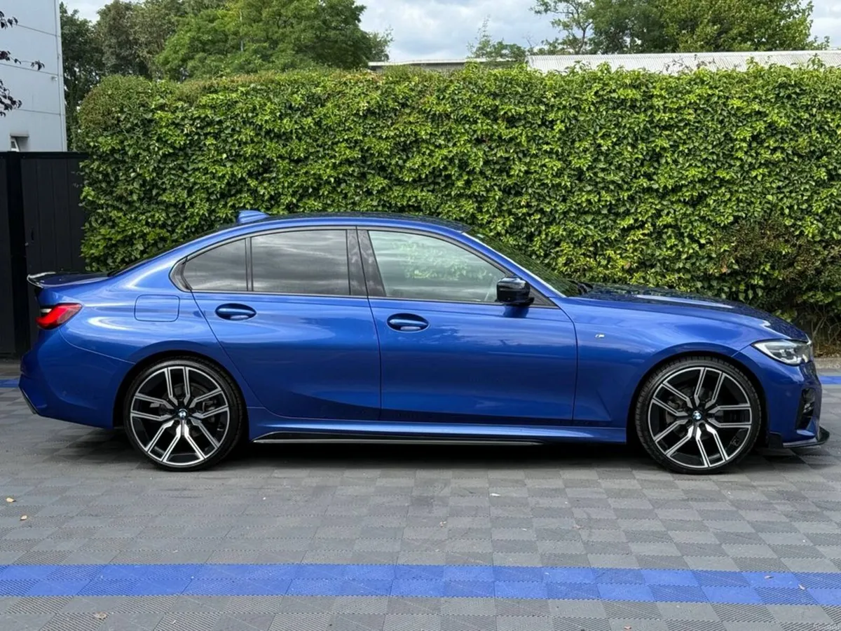BMW 3-Series 320D X-DRIVE M-SPORT COMPETITION AUTO - Image 2