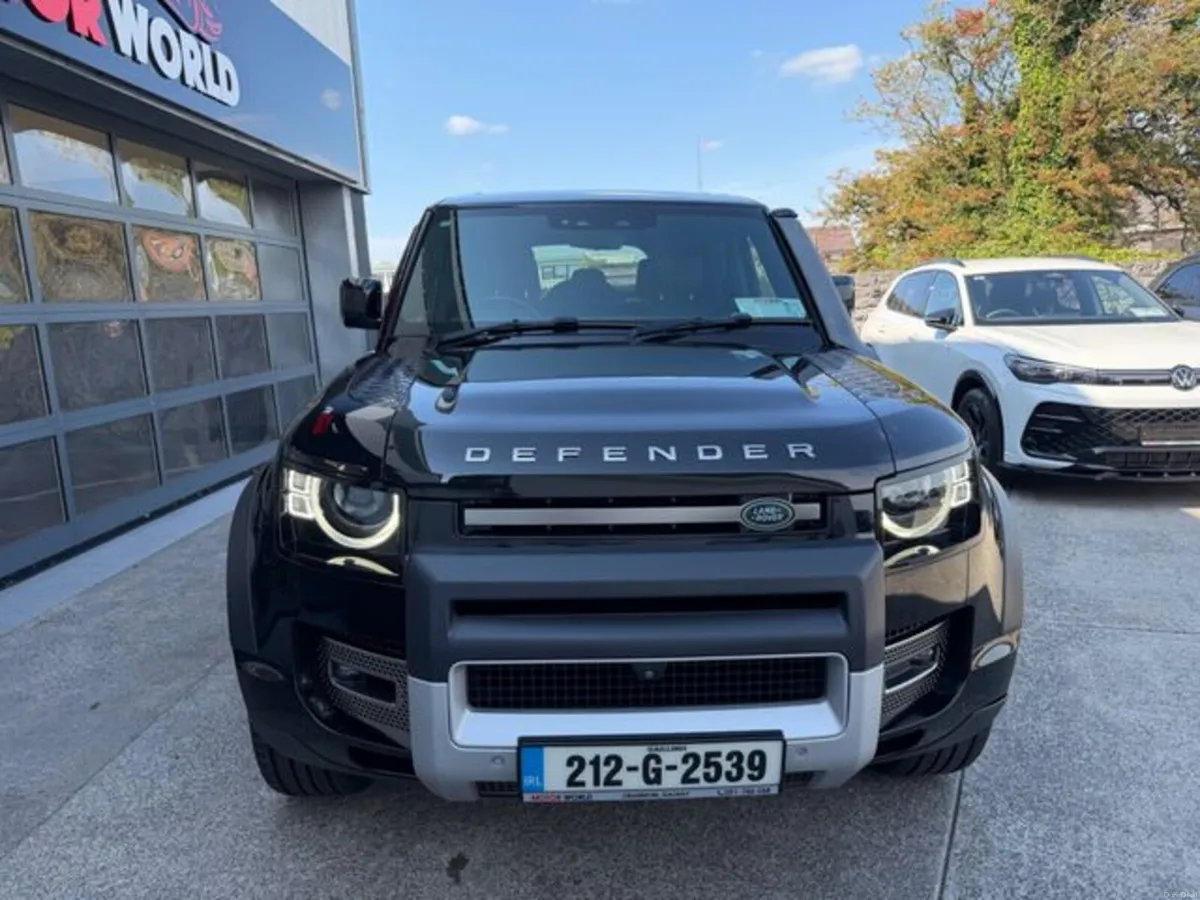 Land Rover Defender 2.0 P400E X AWD 404PS 5DR AUT - Image 6