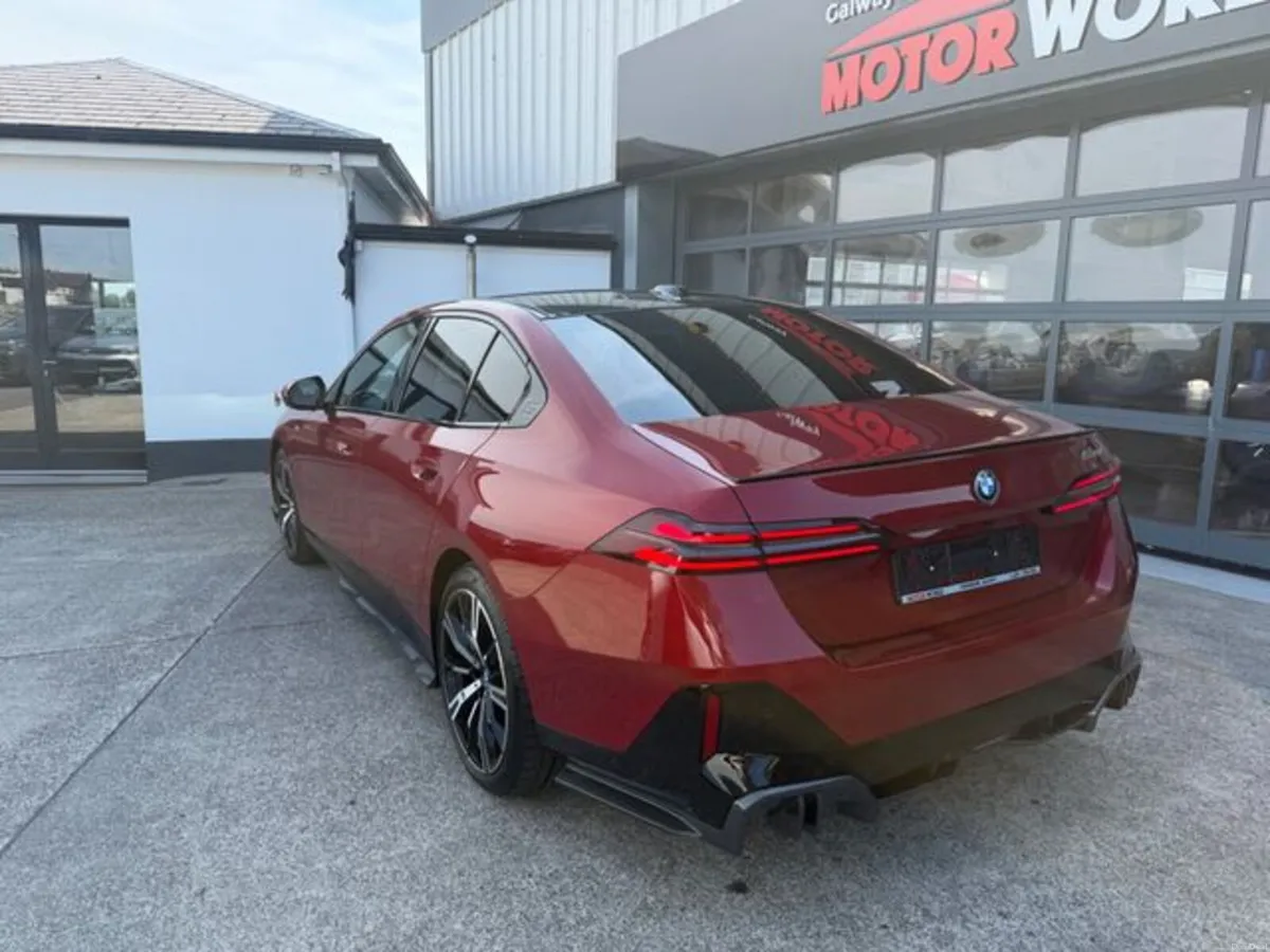 BMW 5-Series 530E M SPORT PRO - Image 2