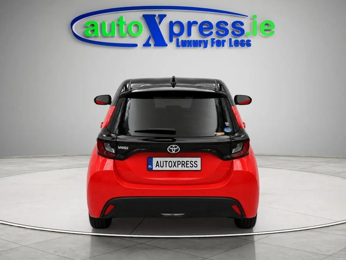 Toyota Yaris 1.5 Petrol, Ultra Low mileage, Revers - Image 6