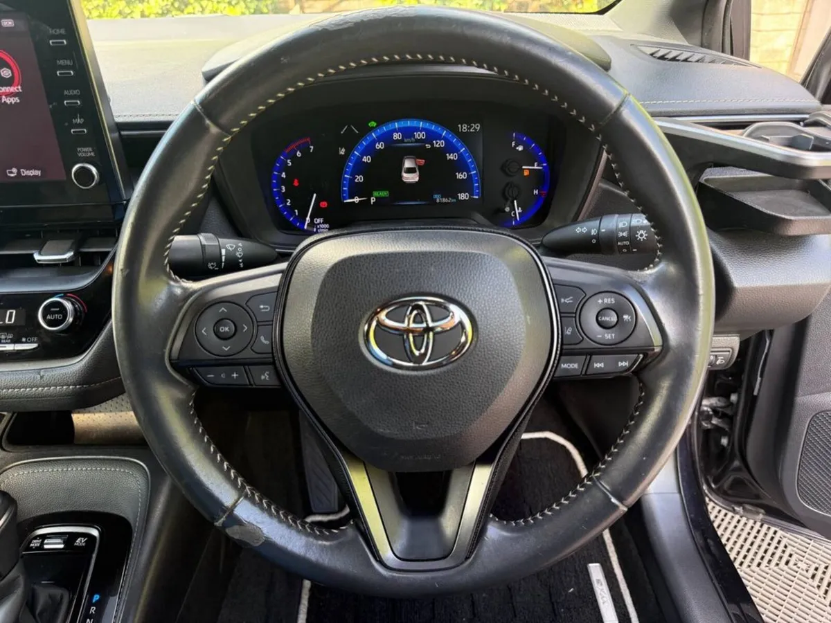 Toyota Corolla WXB EDITION 1.8 HYBRID AUTO // SERV - Image 4