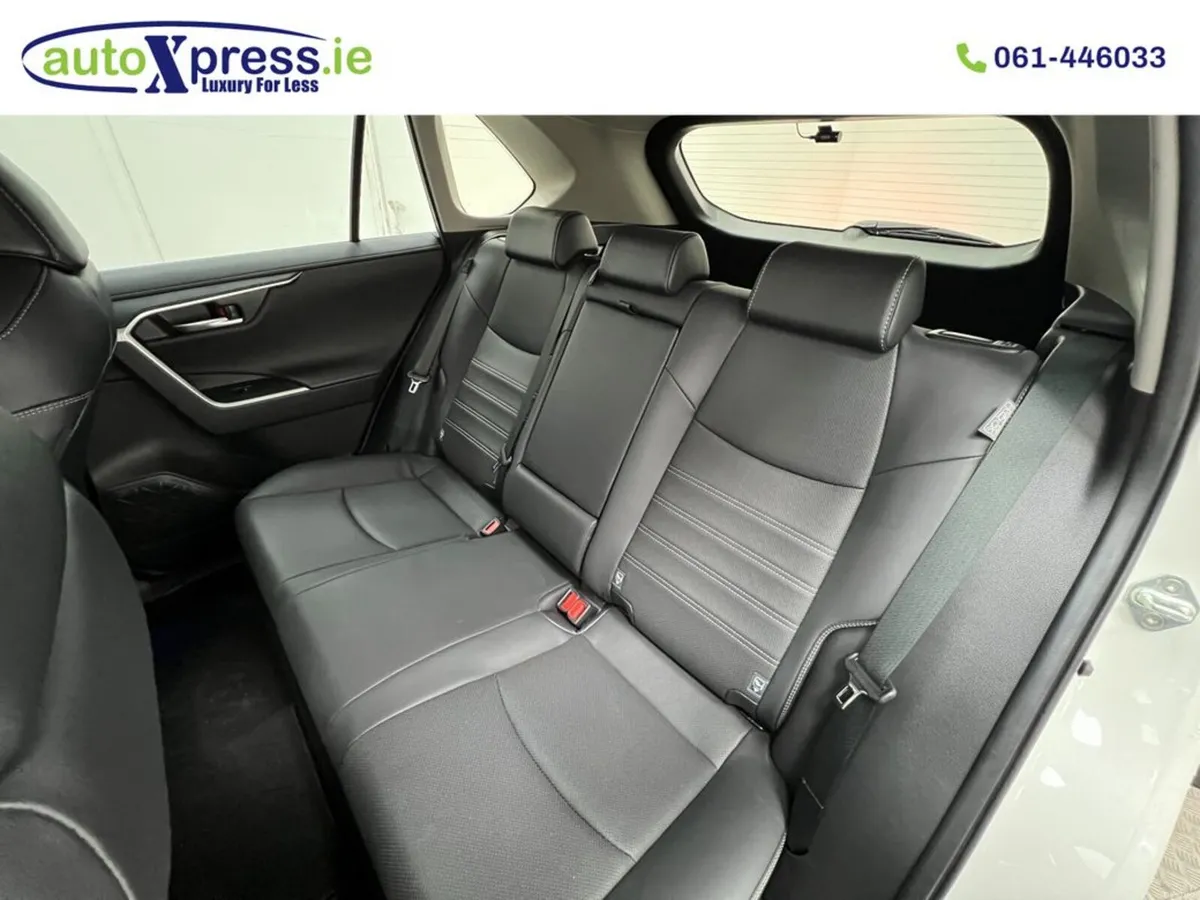 Toyota RAV4 4WD HYBRID G, Low mileage - Image 4