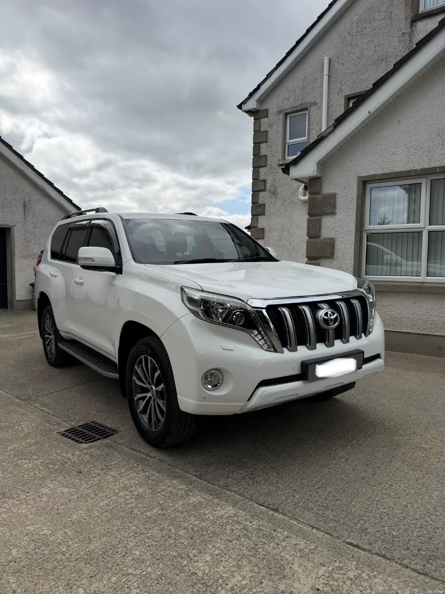 Toyota Land Cruiser 2014 - Image 1