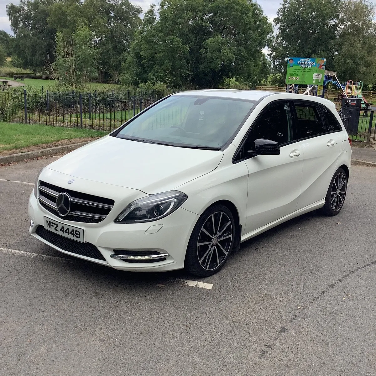 Mercedes-Benz B-Class 1.8 cdi automatic blueeffici - Image 1