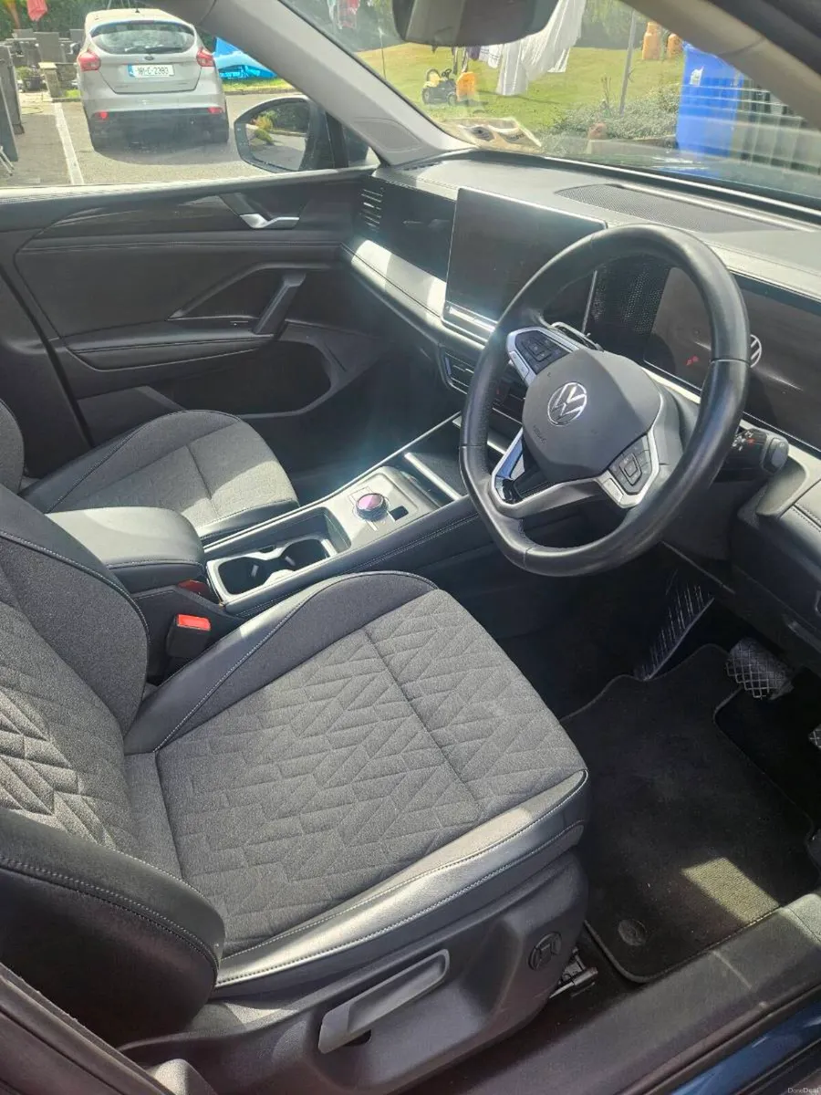 Volkswagon Tiguan - Image 4