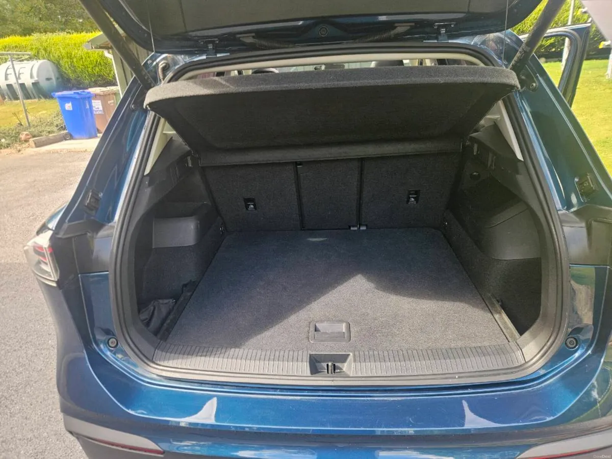 Volkswagon Tiguan - Image 6
