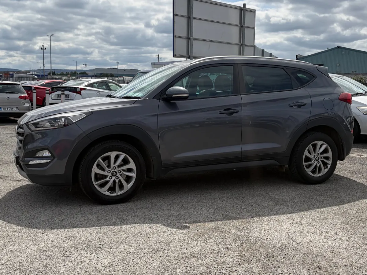 2017 Hyundai Tucson 1.7 CRDI Executive Nct 03/27 - Image 1