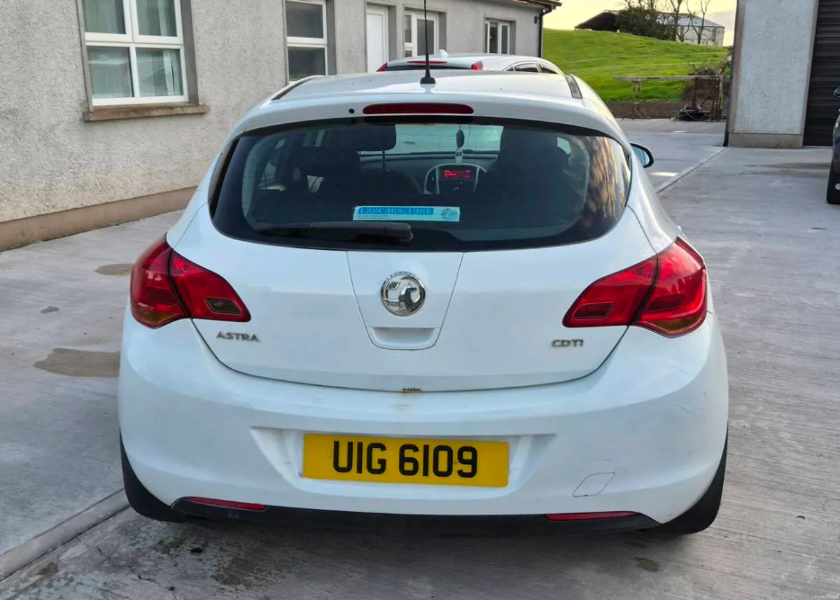 2011 Vauxhall astra Excite CDTI - Image 3