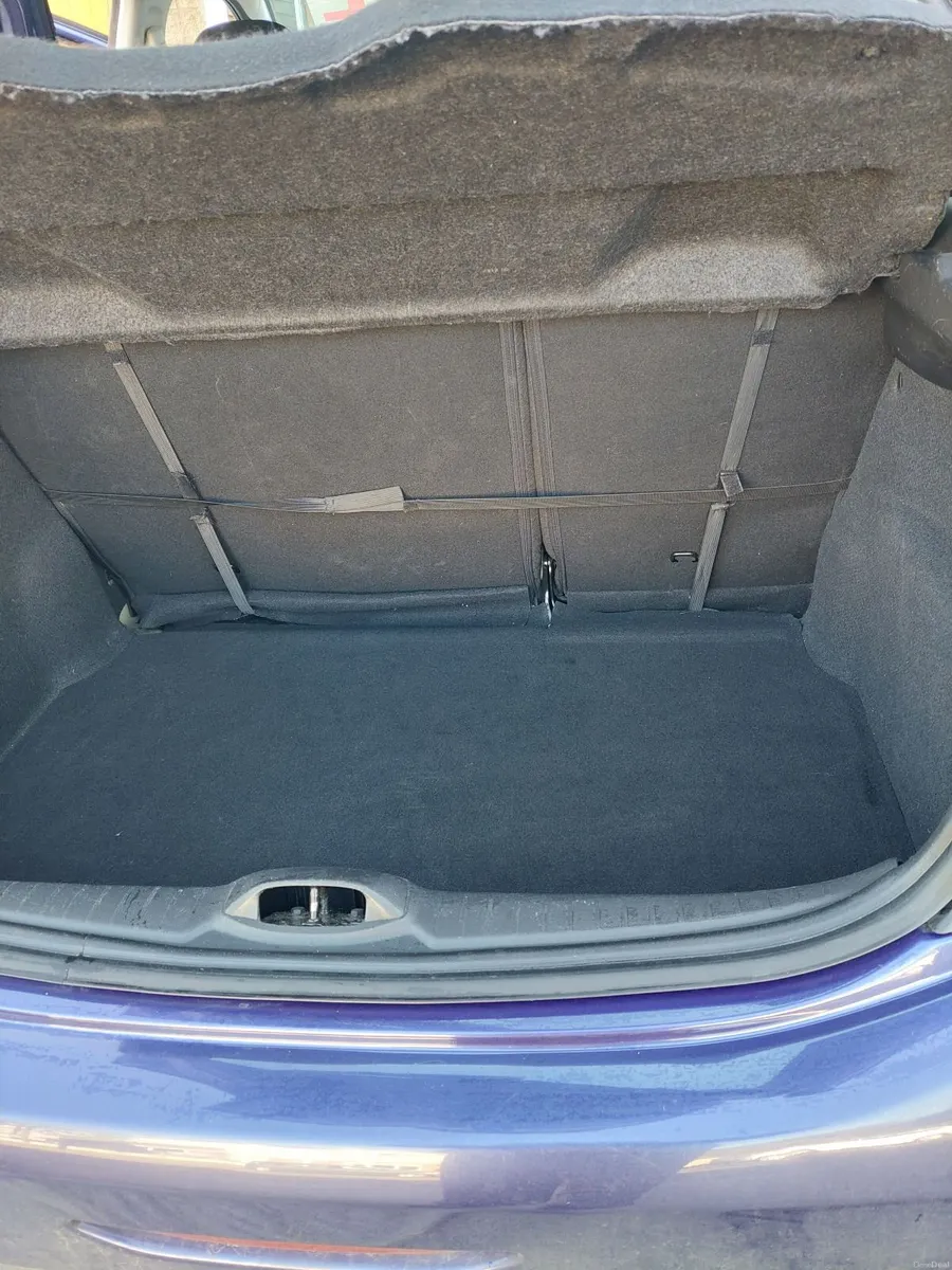 Peugeot 208 2018 - Image 6