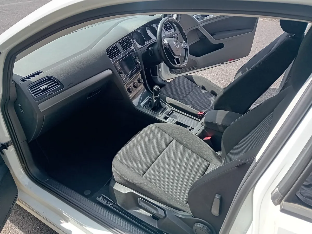Volkswagen Golf 2019 - Image 4