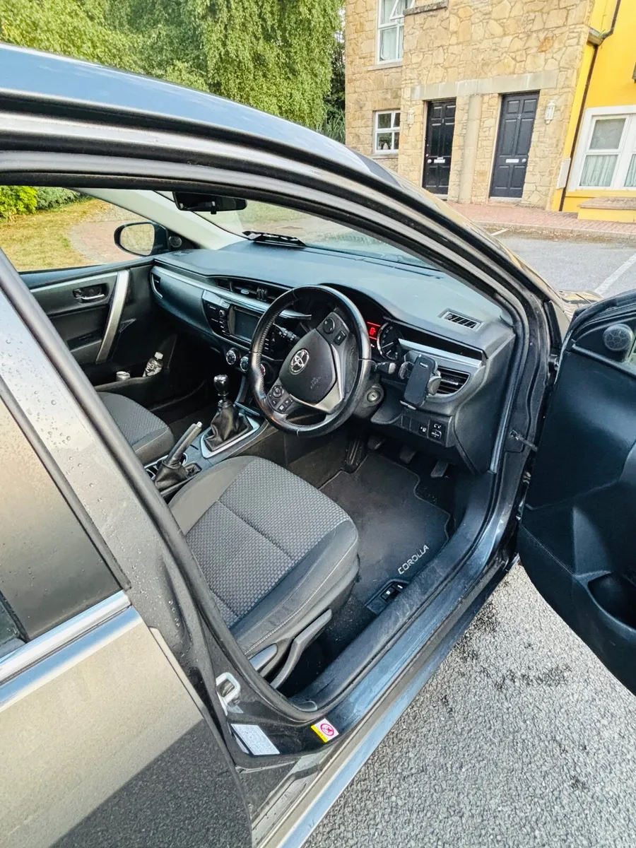 Toyota Corolla 2015 1.4l D4D Diesel - Image 3