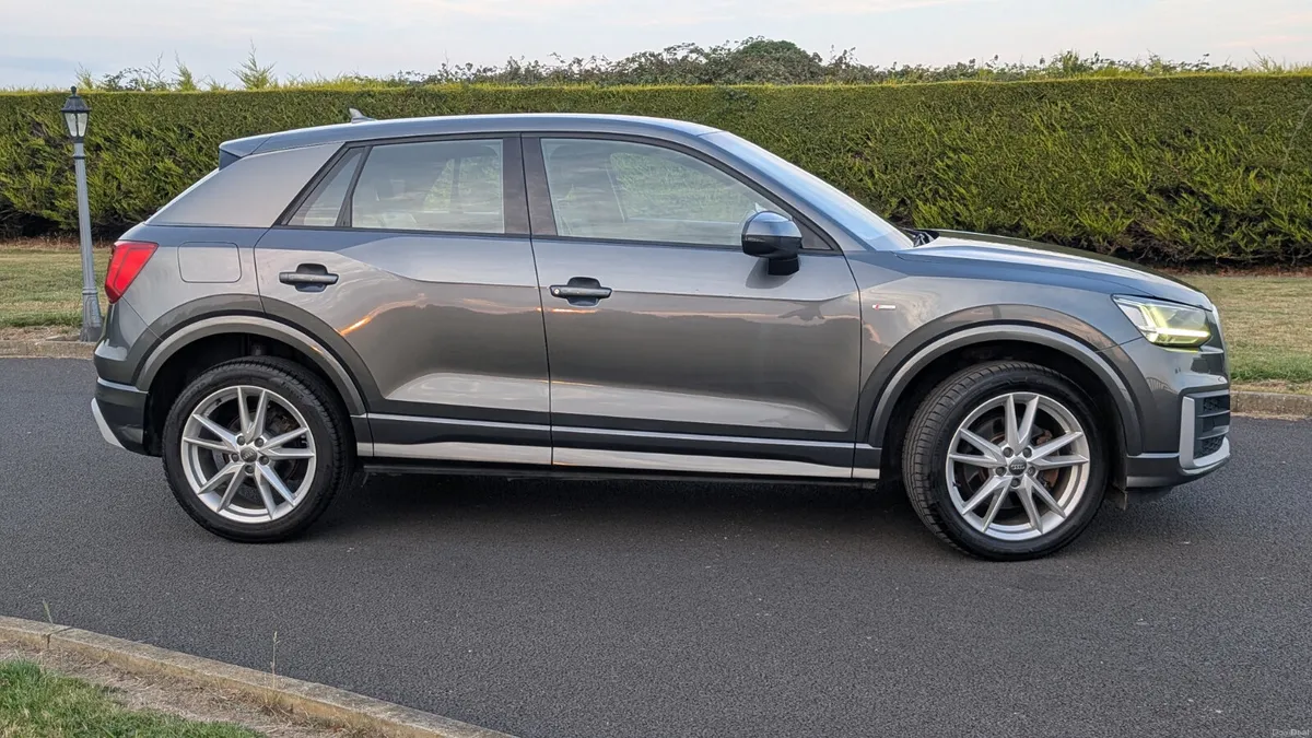 Audi Q2 2017 - Image 2