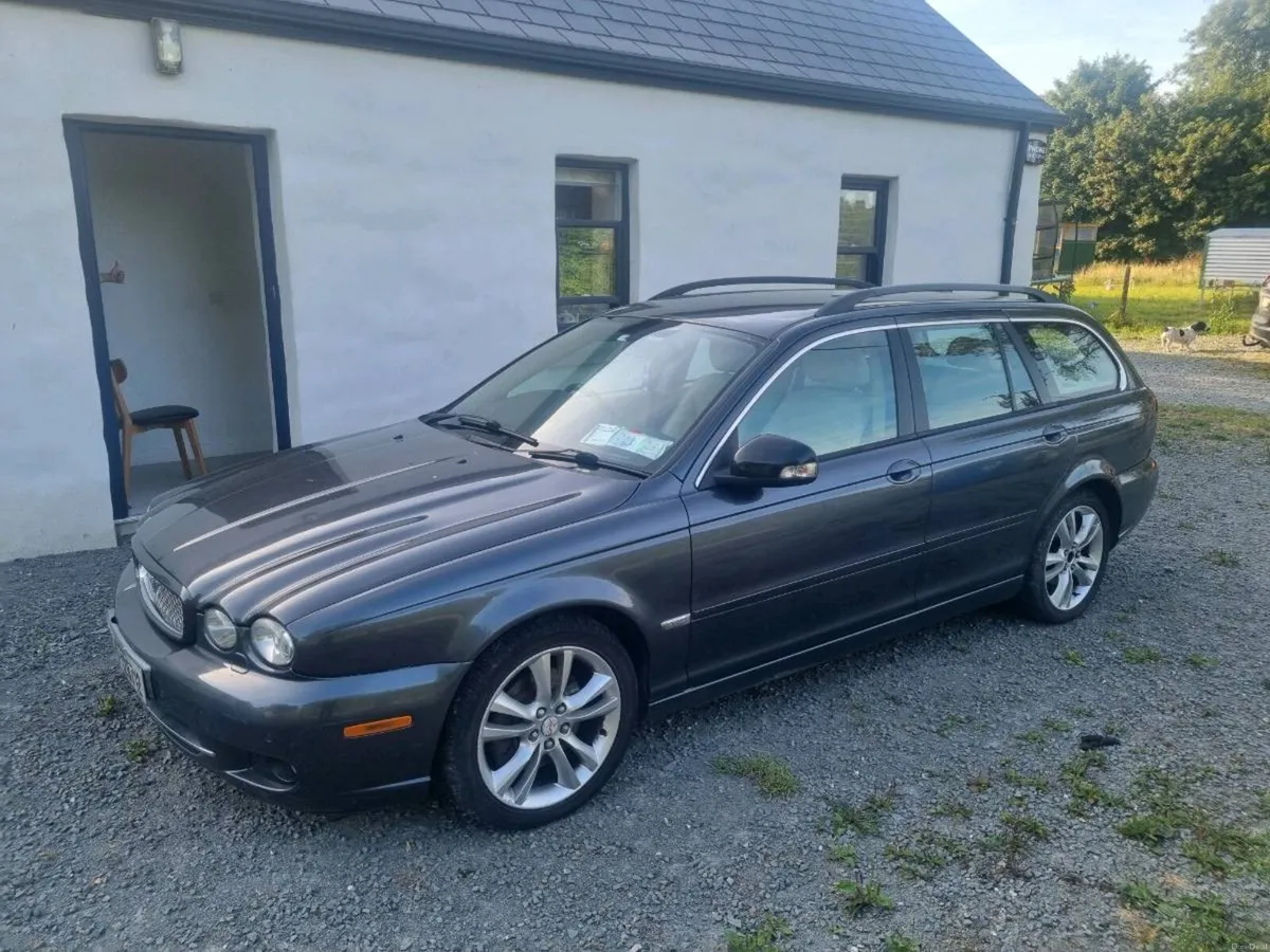 JAGUAR X TYPE ESTATE - Image 2