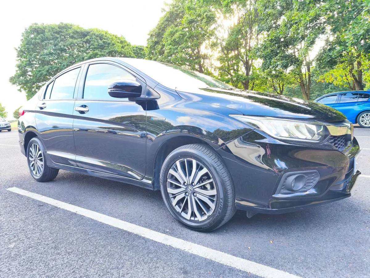 Honda Grace 2019 Ex Sensing GM5 - Image 3