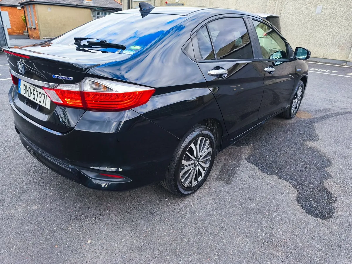 Honda Grace 2019 Ex Sensing GM5 - Image 5
