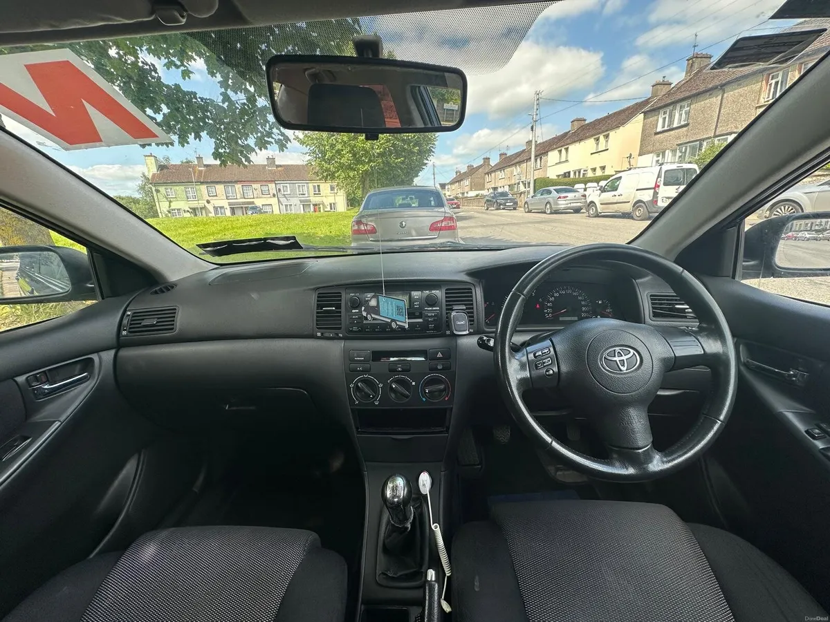 Car - Image 5