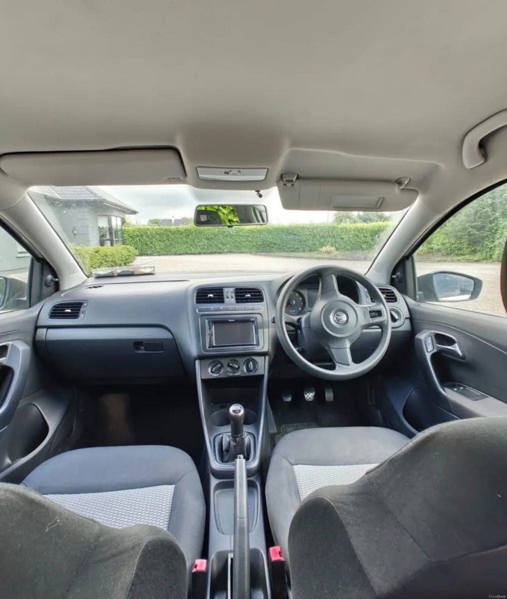Silver Volkswagen Polo 2010  1.2 petrol - Image 6