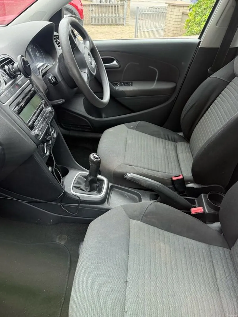 2011 Volkswagen Polo - Image 5