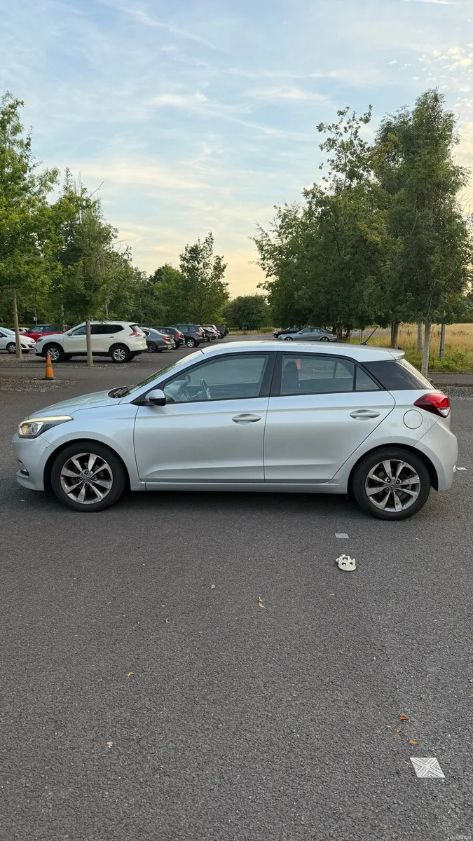 Hyundai i20 2015 - Image 3