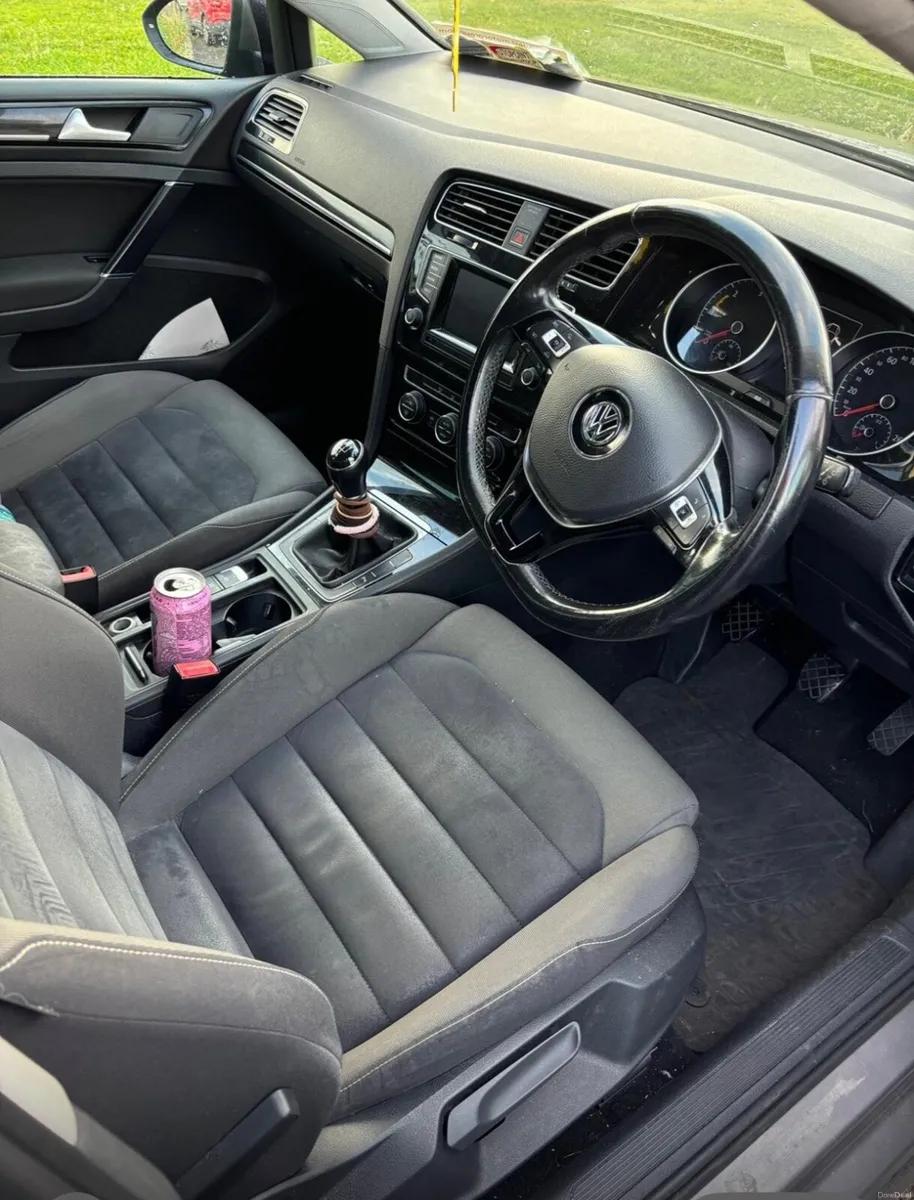 Volkswagen Golf 2015 - Image 2