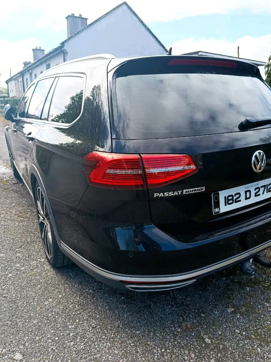 STUNNING! VW Passat ALLTRACK 4MOTION DIESEL - Image 6