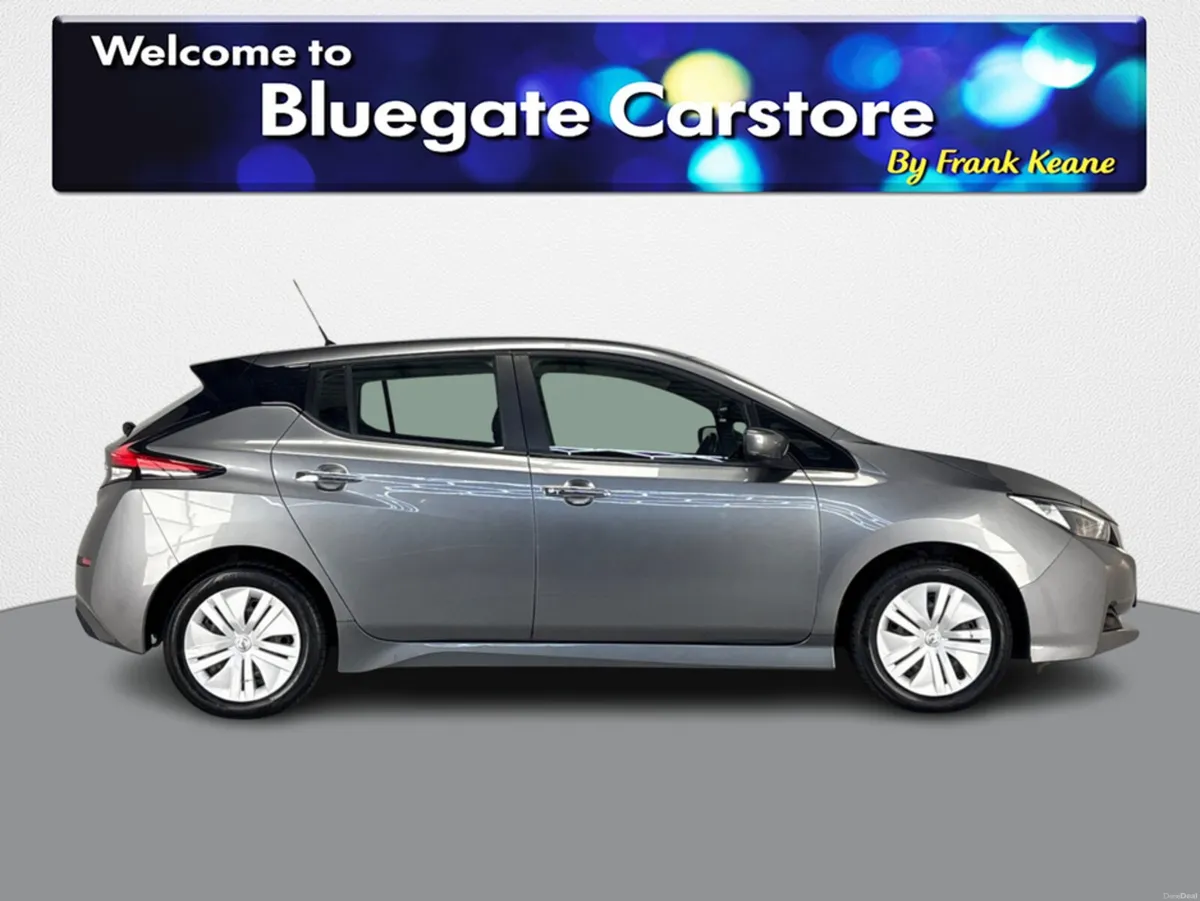 Nissan Leaf 40K EV XE 40KW COLD PK**KEYLESS START* - Image 2