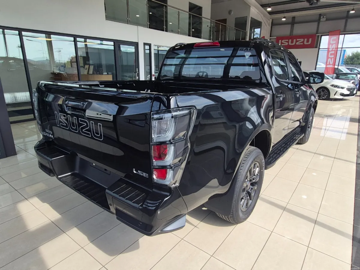 Isuzu D-Max 2.2 LSE Auto - Image 3