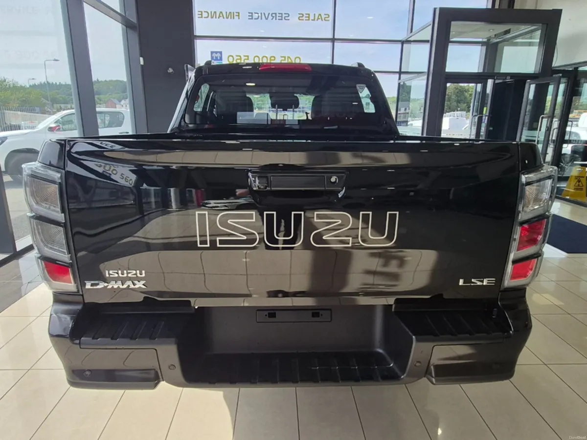 Isuzu D-Max 2.2 LSE Auto - Image 6