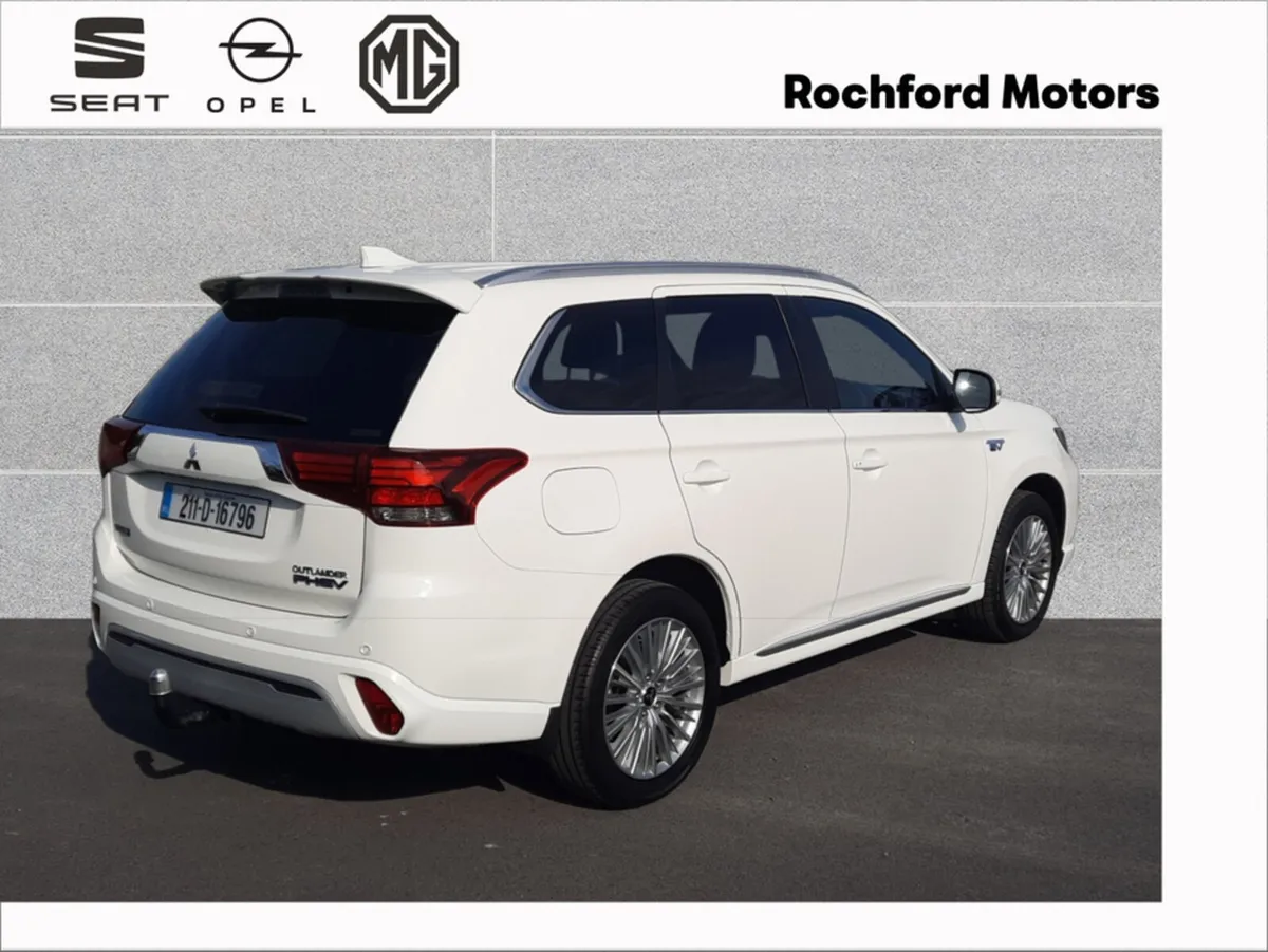 Mitsubishi Outlander OUTL PHEV INSTYLE 4DR A AUTO - Image 4