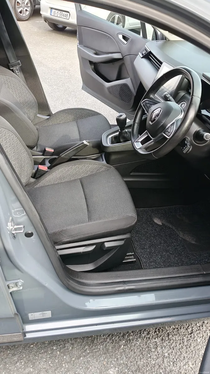 Renault Clio 2021 1.0 Petrol Top Spec New Nct 6/28 - Image 4