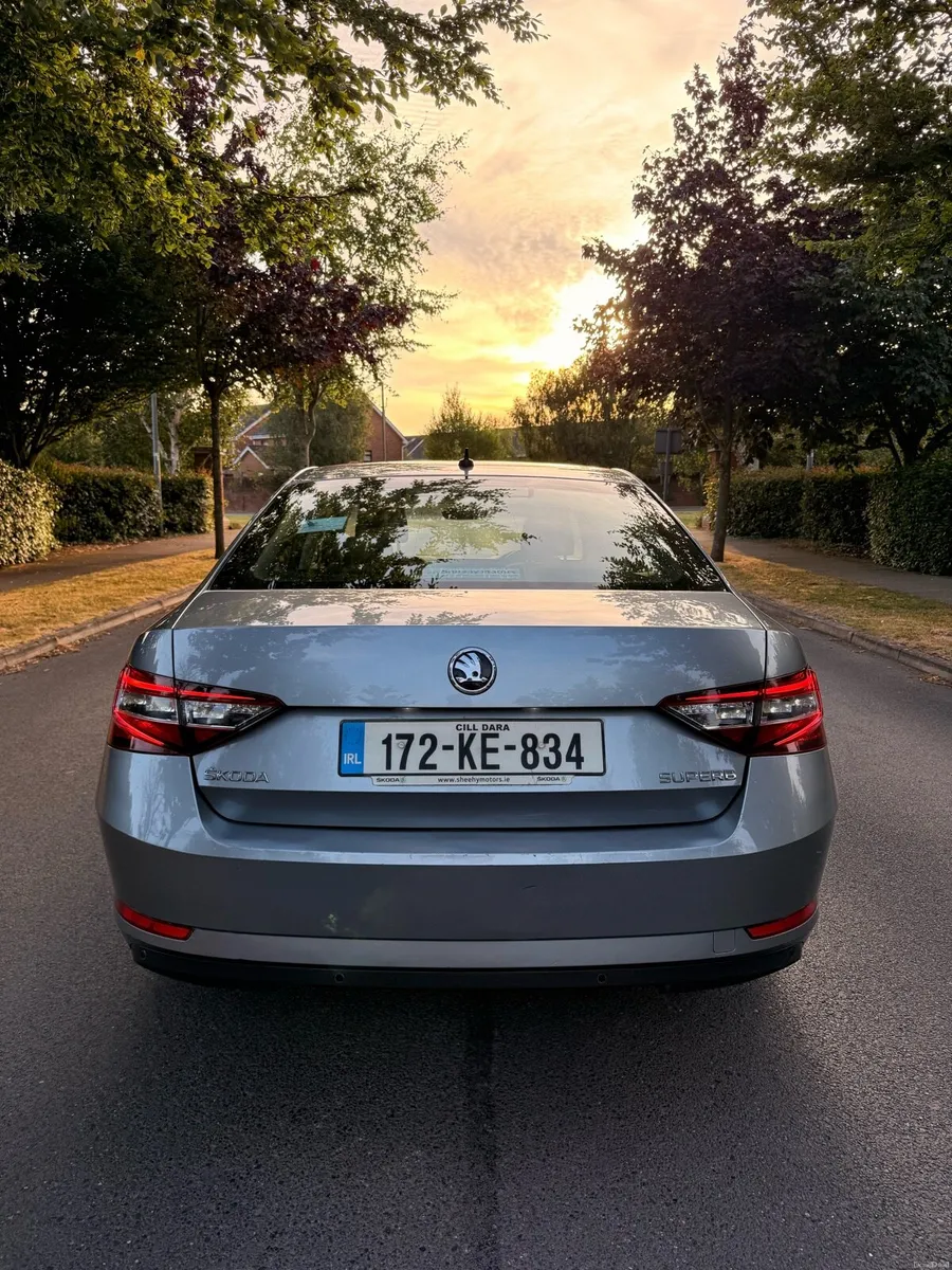 2017 Skoda Superb Automatic - Image 5