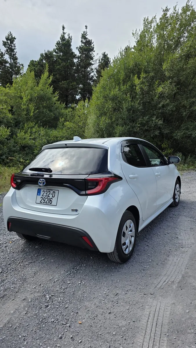 2023 Toyota Yaris 1.5 patrol  Hybrid - Image 2