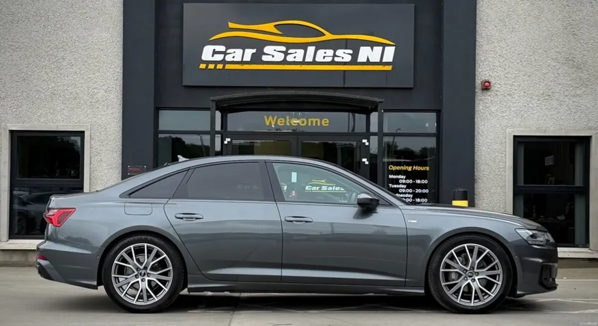 2.0 TDI 40 Black Edition Saloon 4dr Diesel S Troni - Image 3