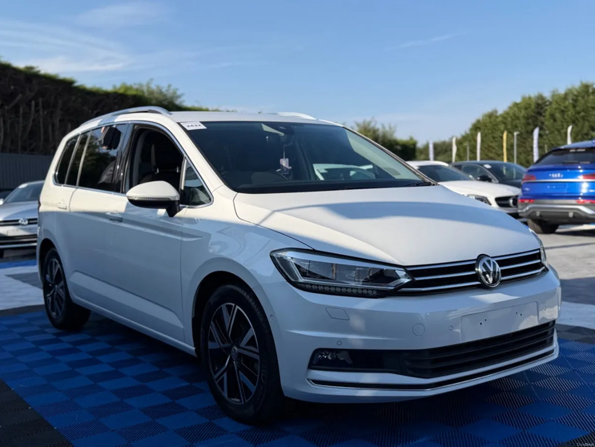 Volkswagen Touran HIGHLINE PREMIUM - 2.0L DIESEL - - Image 4
