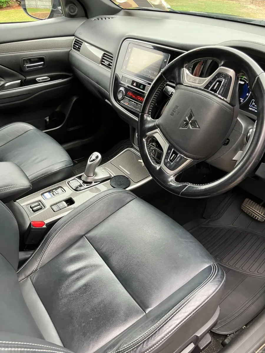 Mitsubishi Outlander 2019 - Image 6